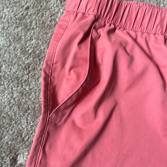 Zara Technical Short - Picture 3 of 16